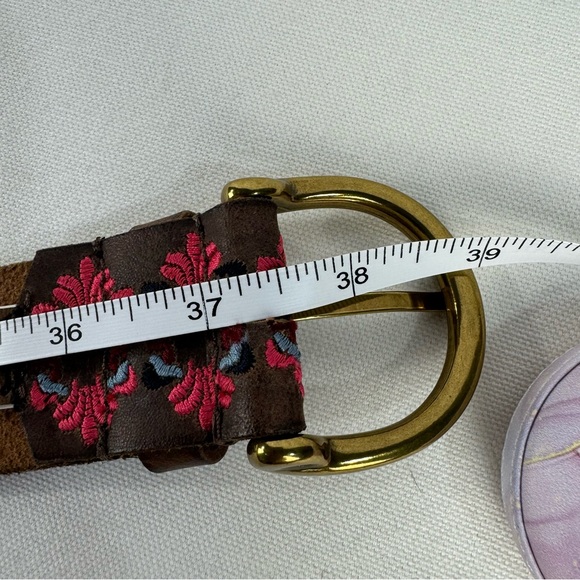 Lucky Brand Brown Leather Embroidered Belt Brass Studs XS - Picture 7 of 8